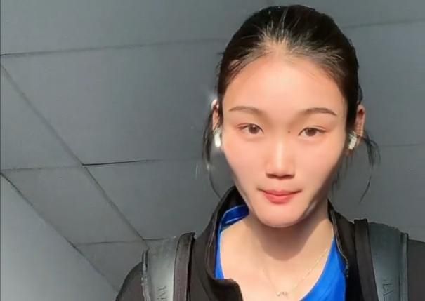 大人操小孩